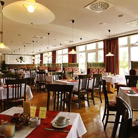 Ξενοδοχείο Landsitz 3*